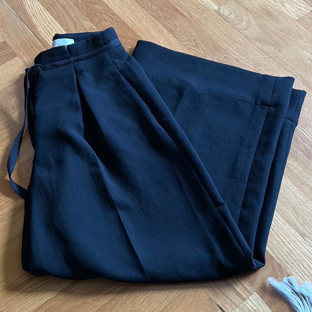 Aritzia Wilfred Wide Leg Pant - Navy